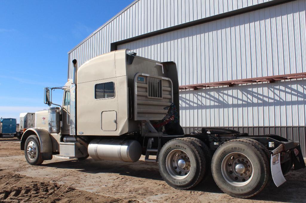 '06 Peterbilt 379 semi