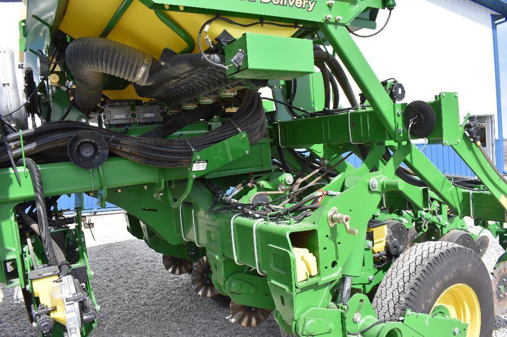 '14 JD 1790 CCS 16/31 planter