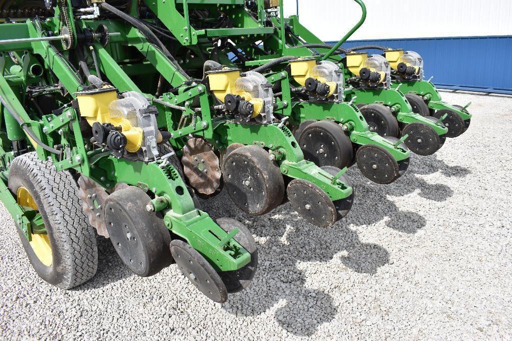 '14 JD 1790 CCS 16/31 planter