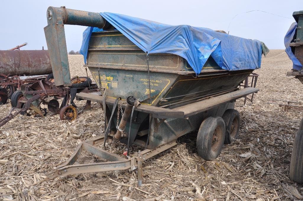 Grain-O-Vator feed auger wagon