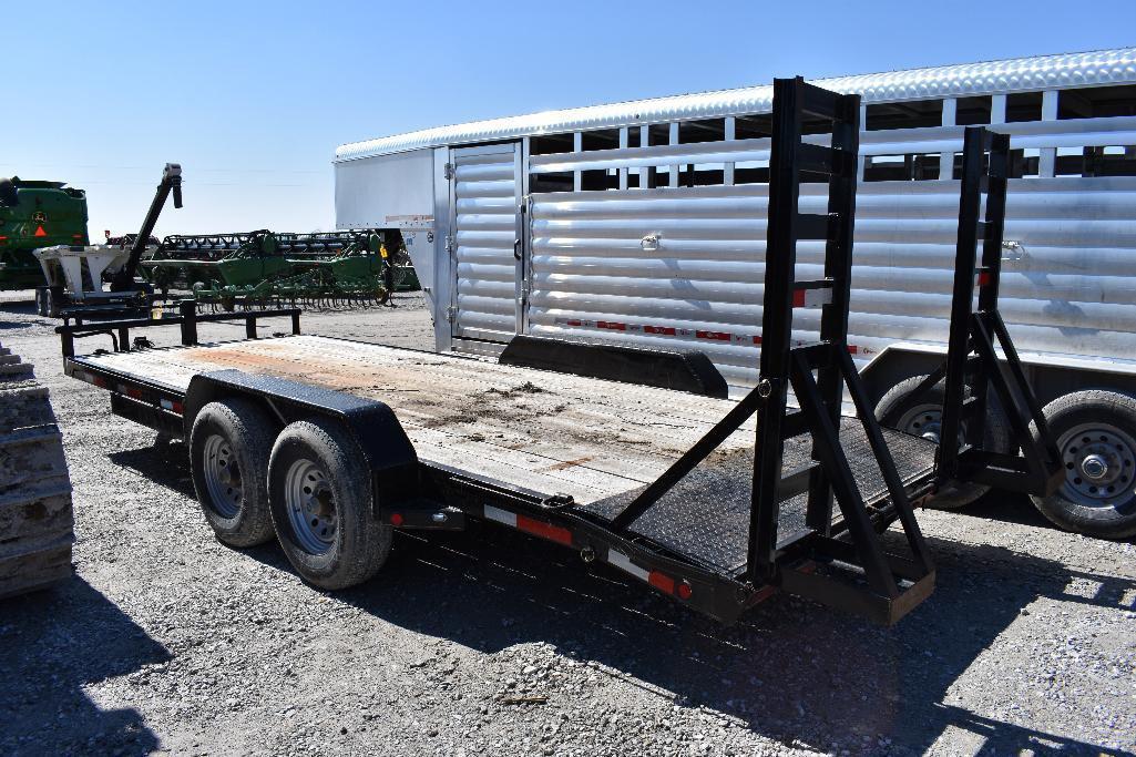 14 Maxey 26' bumper hitch flatbed trailer