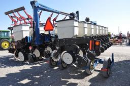 Kinze 3500 8/15 planter