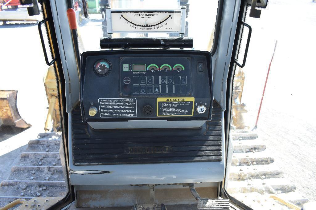 Deere 850C dozer