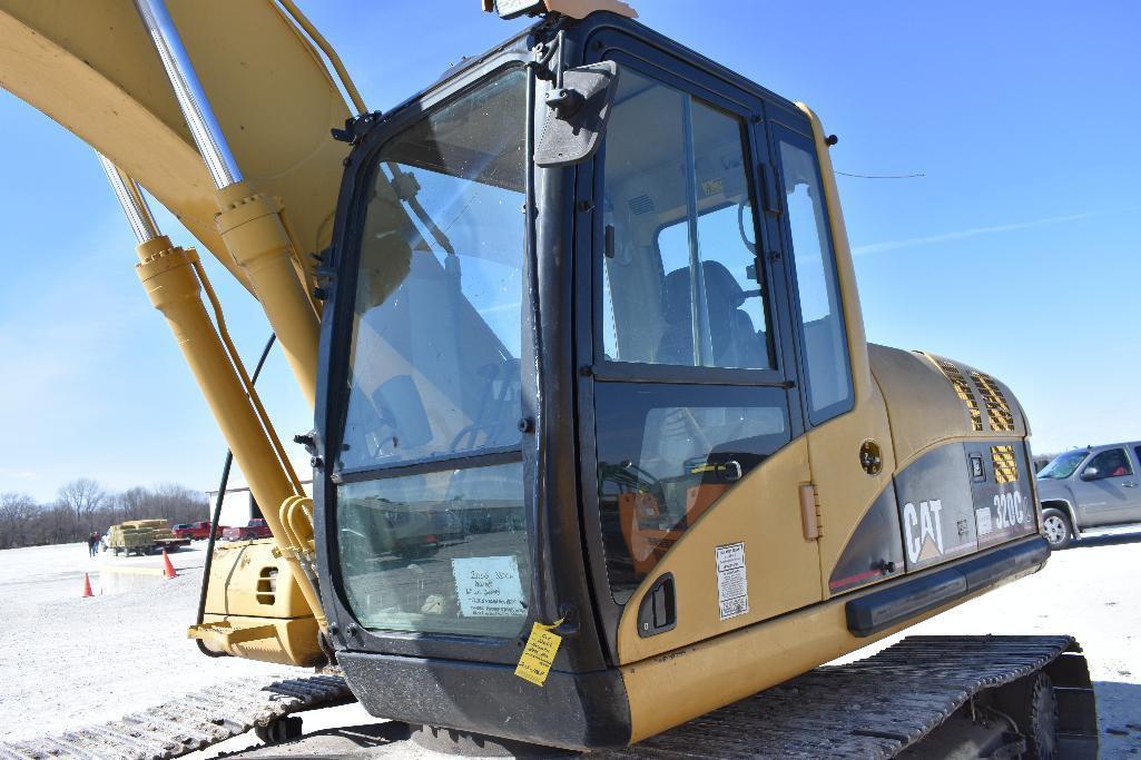 Cat 320CL excavator