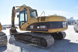 Cat 320CL excavator