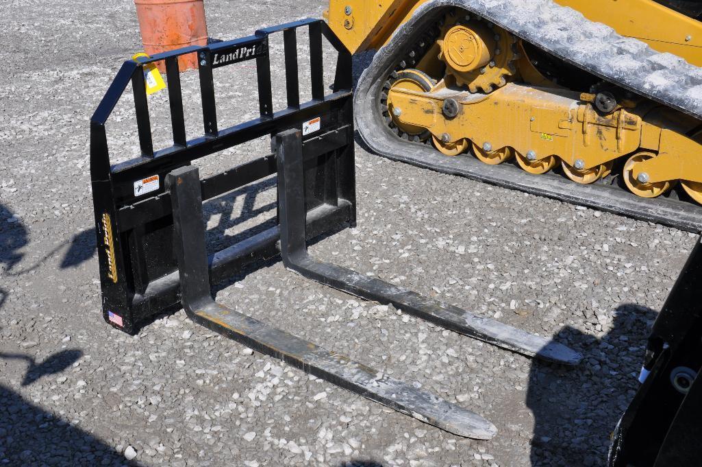 Land Pride PFL4548 48" pallet forks for skid loader