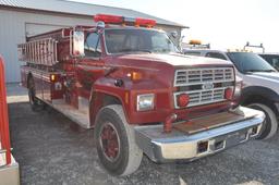 '85 Ford F800 single axle fire truck