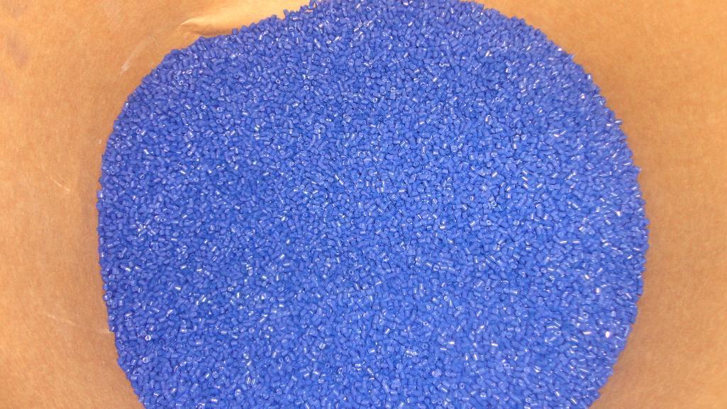 Large quantity of injection molding pellets