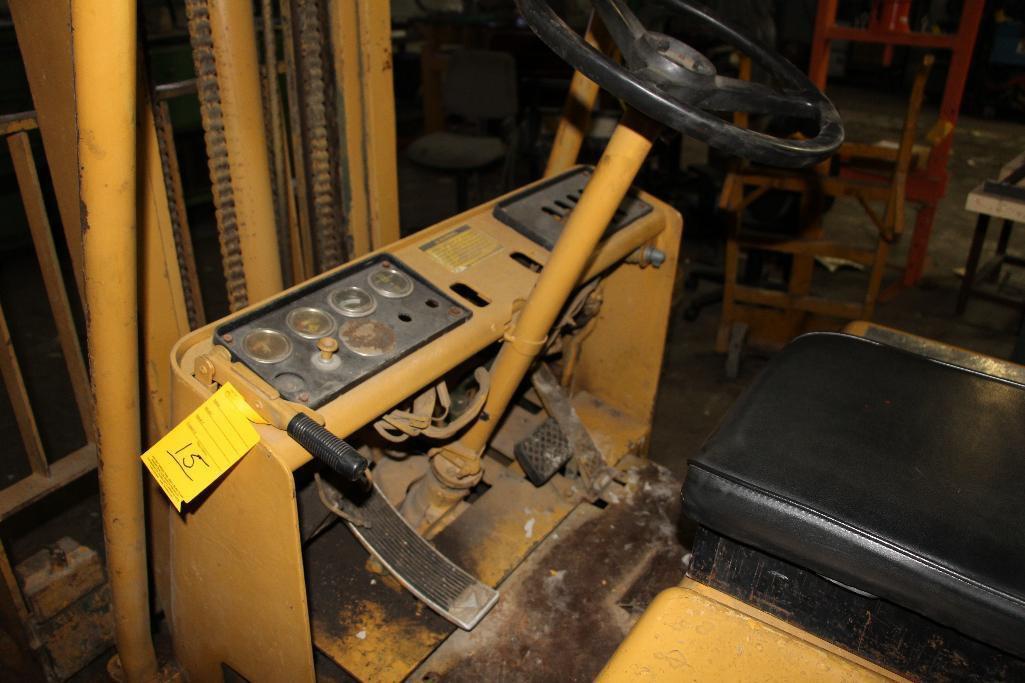 Cat T60B LP forklift, 2-stage mast, 7,342 hrs., SN 339889