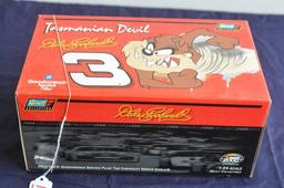 REVELL 1/24TH SCALE DALE EARHHARDT RACE CAR