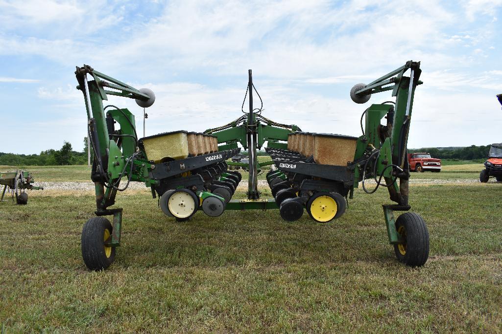 Kinze 12 row 30" rear fold planter