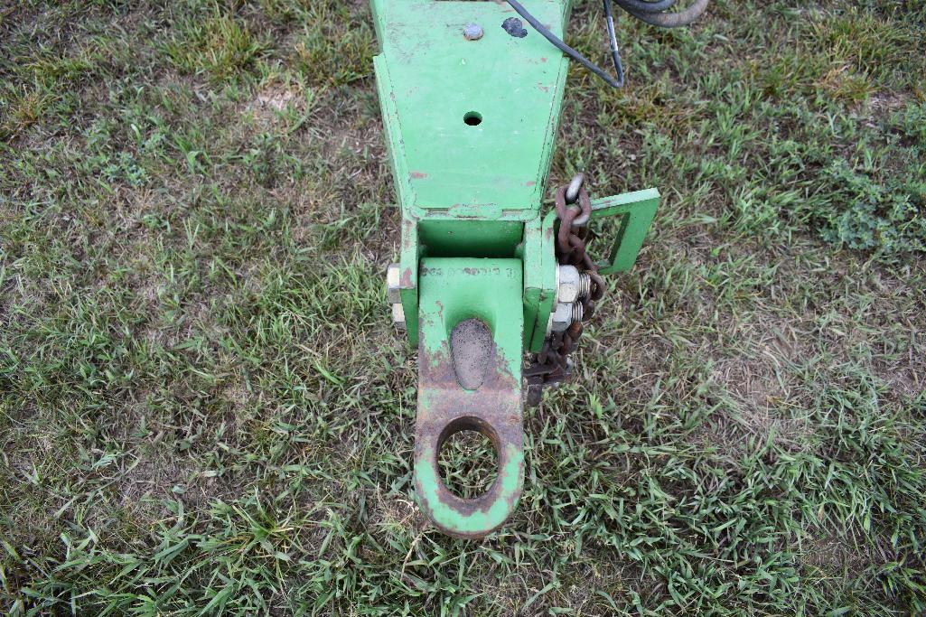 JD 980 44 1/2' field cultivator