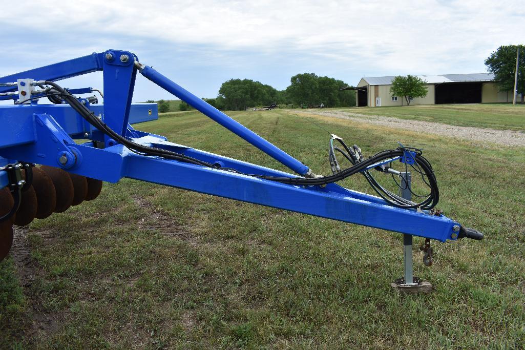 '12 Landoll 2310 Weatherproofer III 6-shank disk ripper