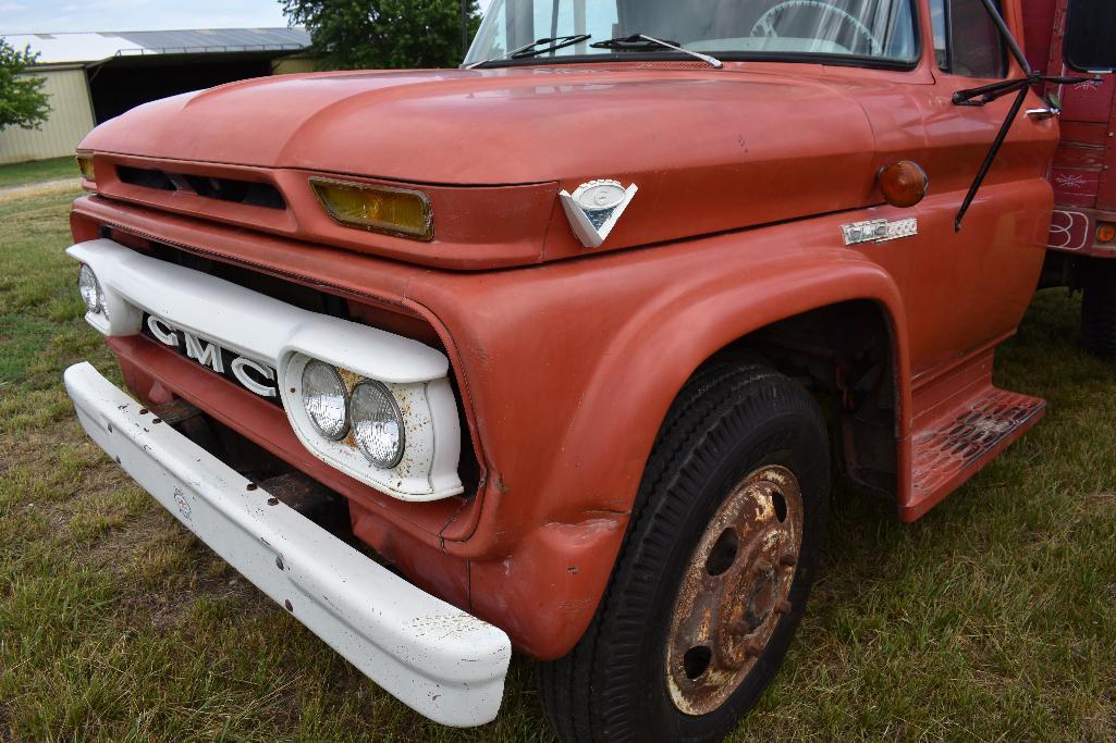 '63 GMC 4000 grain truck