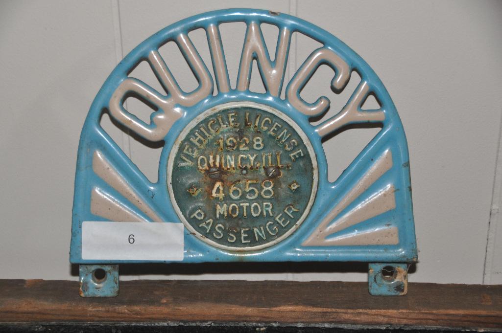 QUINCY 1928 VEHICLE LICENSE PLATE TOPPER