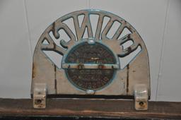 QUINCY 1928 VEHICLE LICENSE PLATE TOPPER