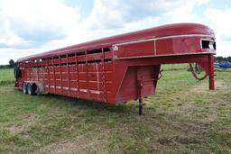 '10 Triple B&J 7'x32' steel livestock trailer