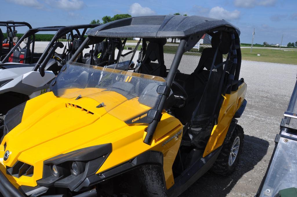 '12 Can Am Commander XT UTV