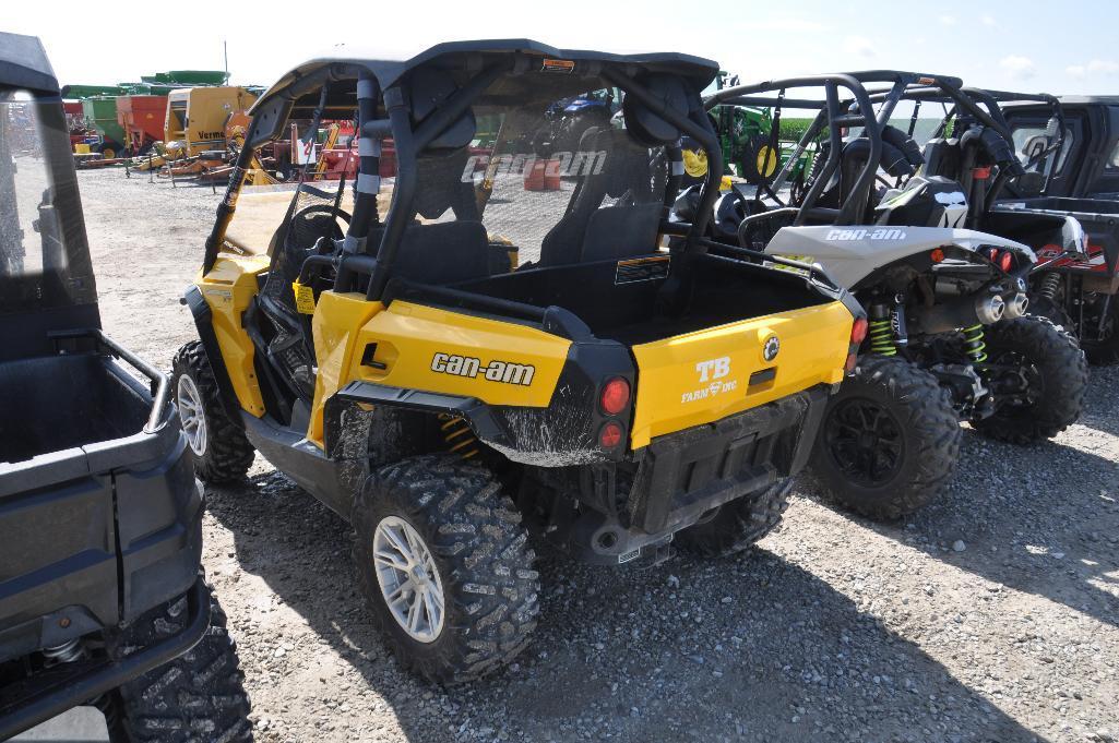 '12 Can Am Commander XT UTV