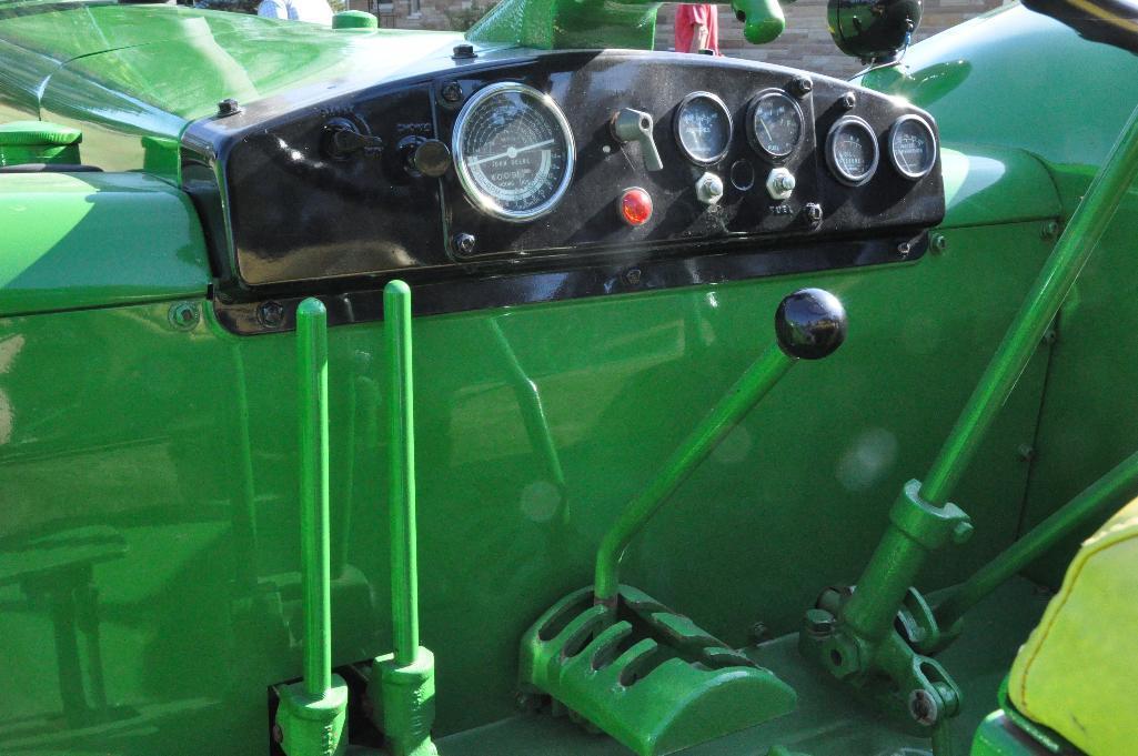 John Deere 830 diesel tractor
