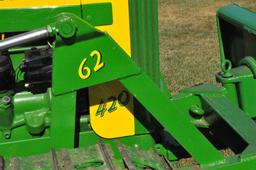 John Deere 420 crawler