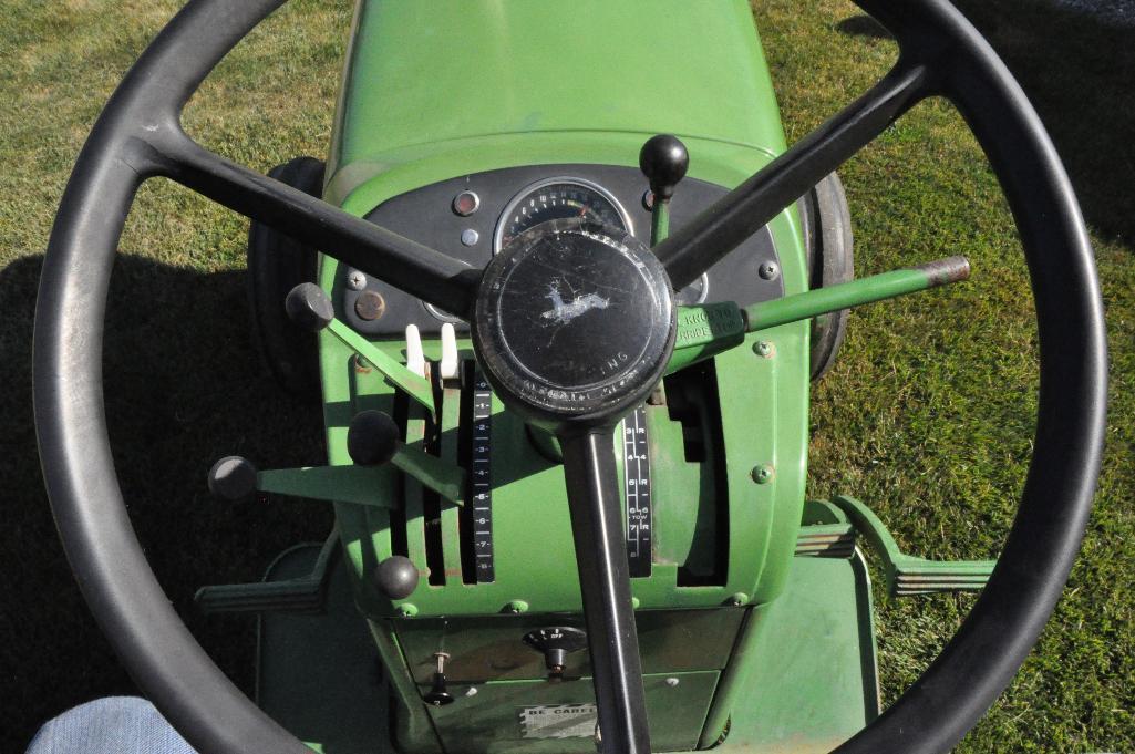 John Deere 2010 gas tractor