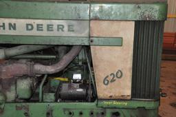 John Deere 620 tractor