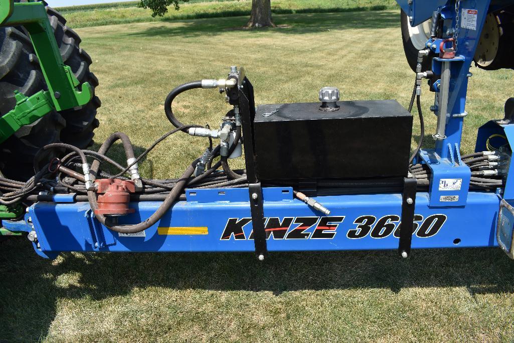 '13 Kinze 3660 ASD 12 row 30" planter