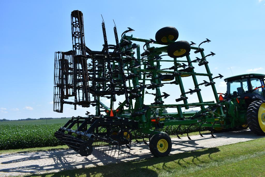 '15 JD 2210 45'6" field cultivator