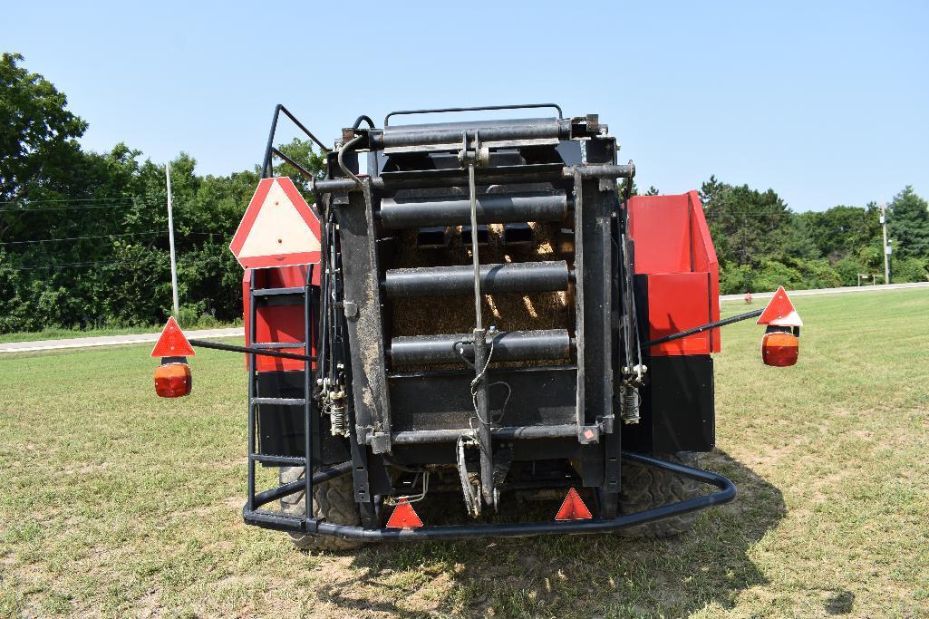 NH BB940A large square baler