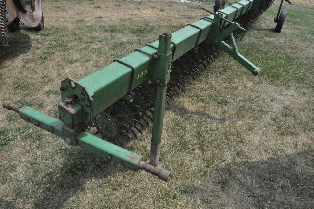 JD 400 30' rotary hoe