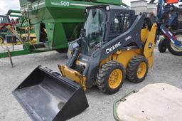 '17 JD 318G skidsteer