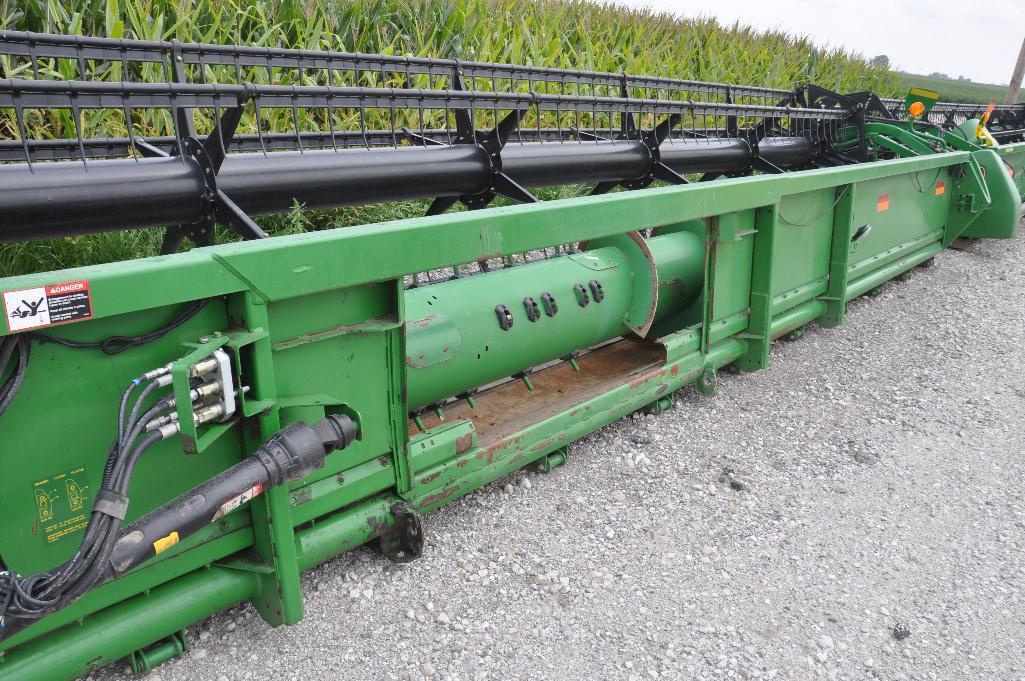 JD 635F 35' Hydraflex grain platform