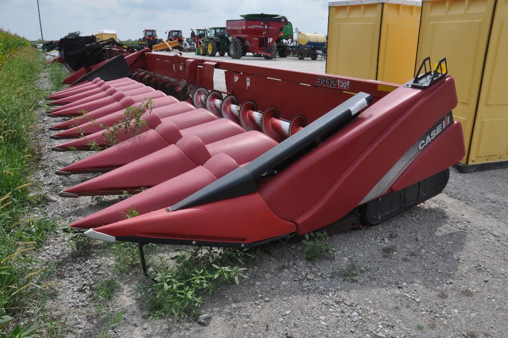 '08 Case-IH 3412 12 row 30" corn head