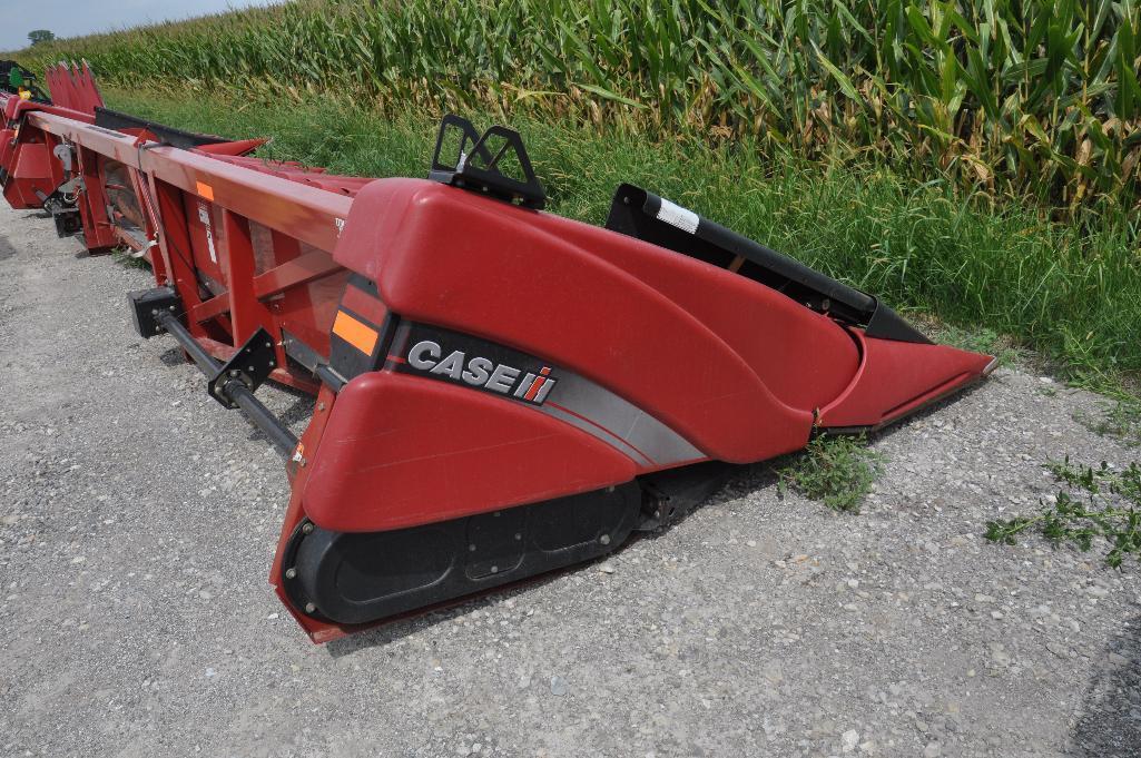 '08 Case-IH 3412 12 row 30" corn head