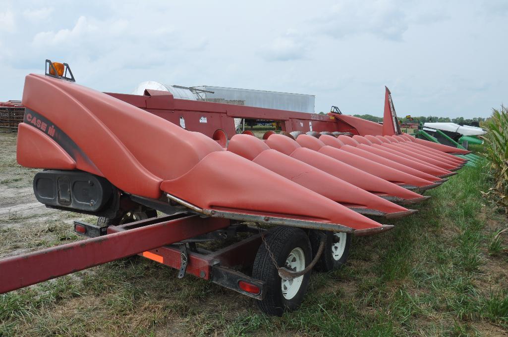 Case-IH 2212 12 row 20" corn head