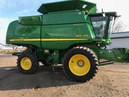 2011 John Deere 9570