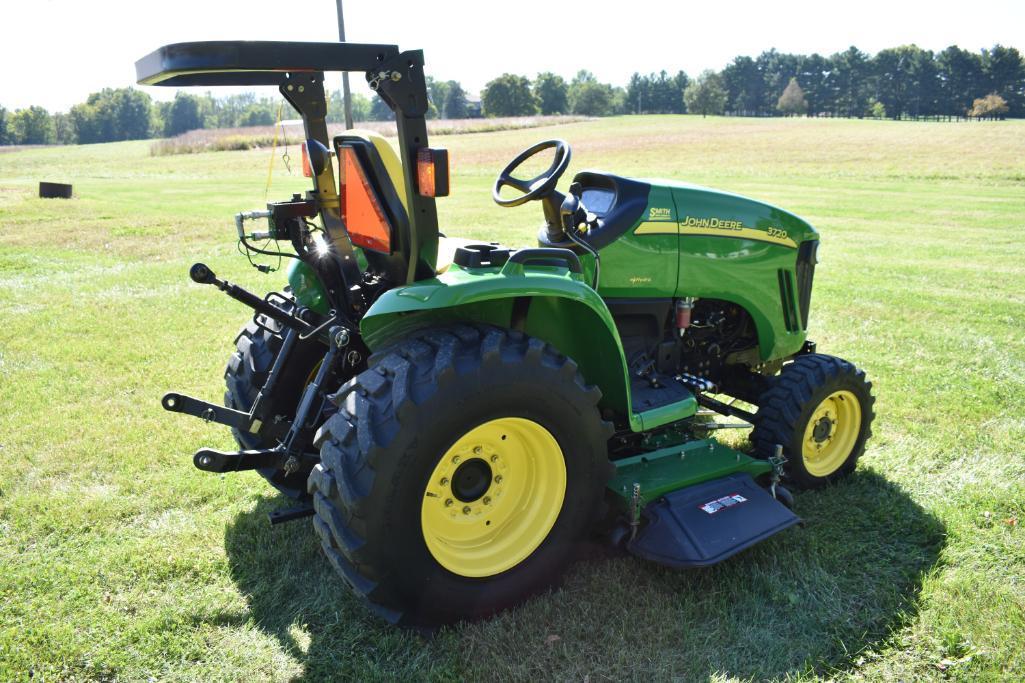 '11 JD 3720 compact MFWD tractor