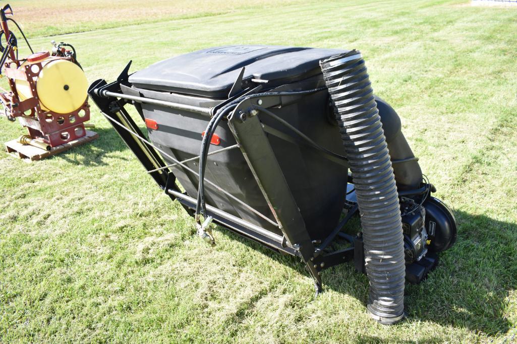 JD 3-pt. vac system for JD 3720 compact tractor