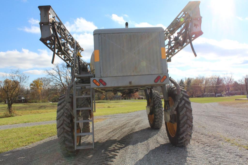 2002 Hagie STS12 self-propelled sprayer