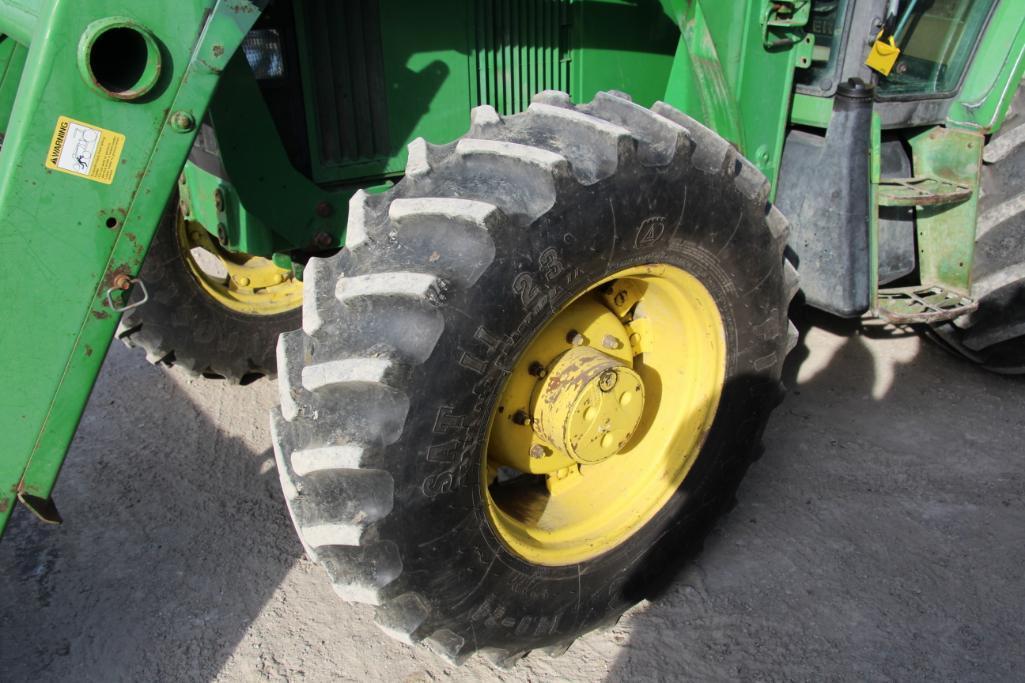 1993 John Deere 6400 MFWD tractor