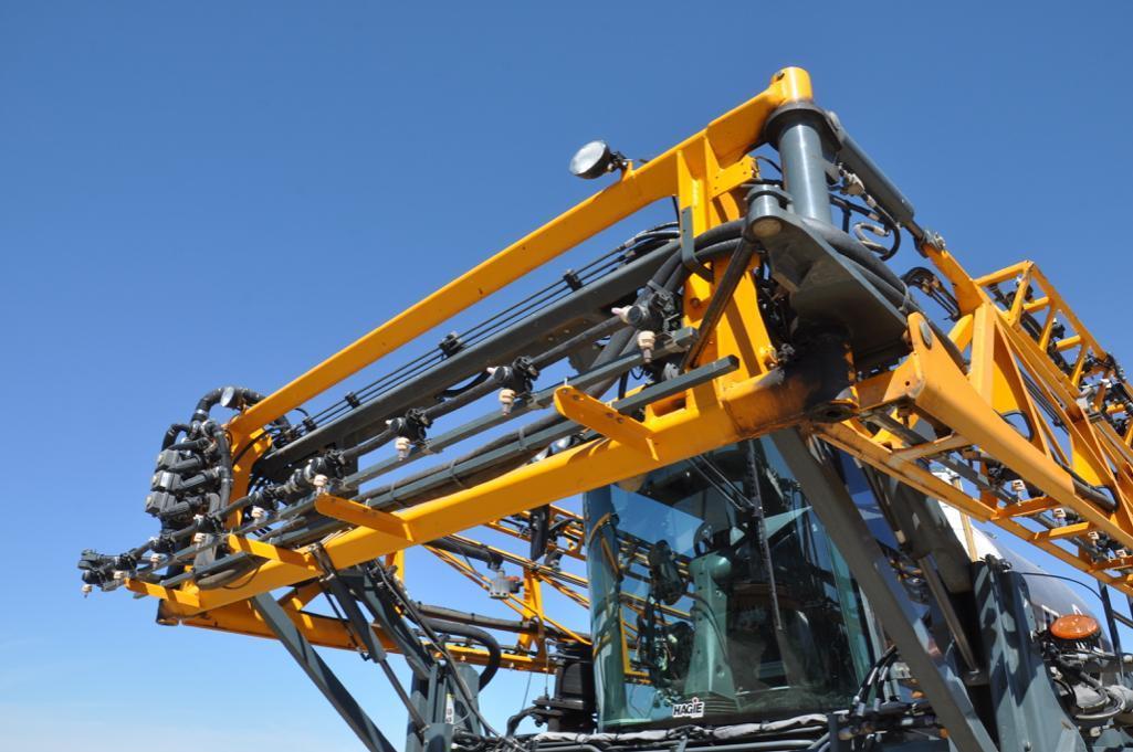 2012 Hagie STS12 X-Drive self-propelled sprayer