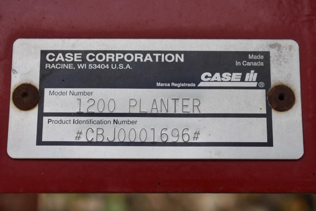 Case IH 1200 16 row 30" planter