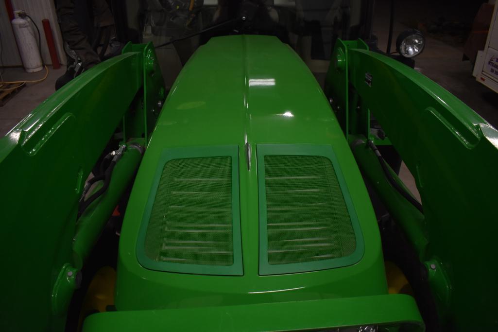 2015 John Deere 6130R MFWD tractor