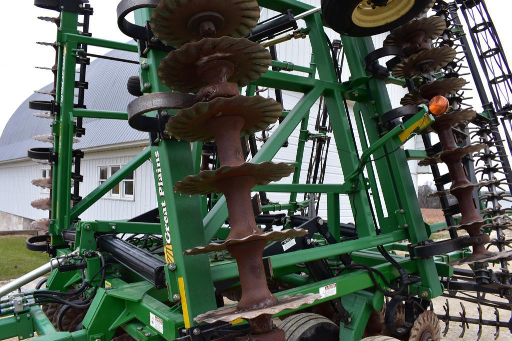 Great Plains 3000 Turbo Till 30' vertical tillage tool