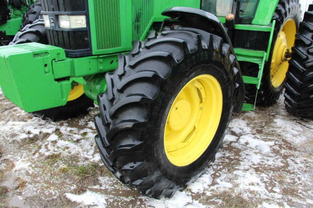 1995 John Deere 7800 MFWD tractor