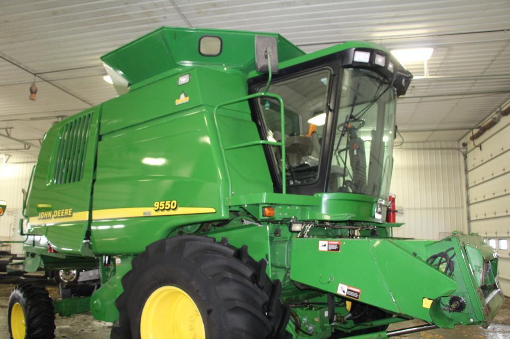 2001 John Deere 9550 2wd combine