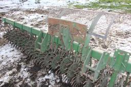 John Deere 400 6 row 3pt. rotary hoe