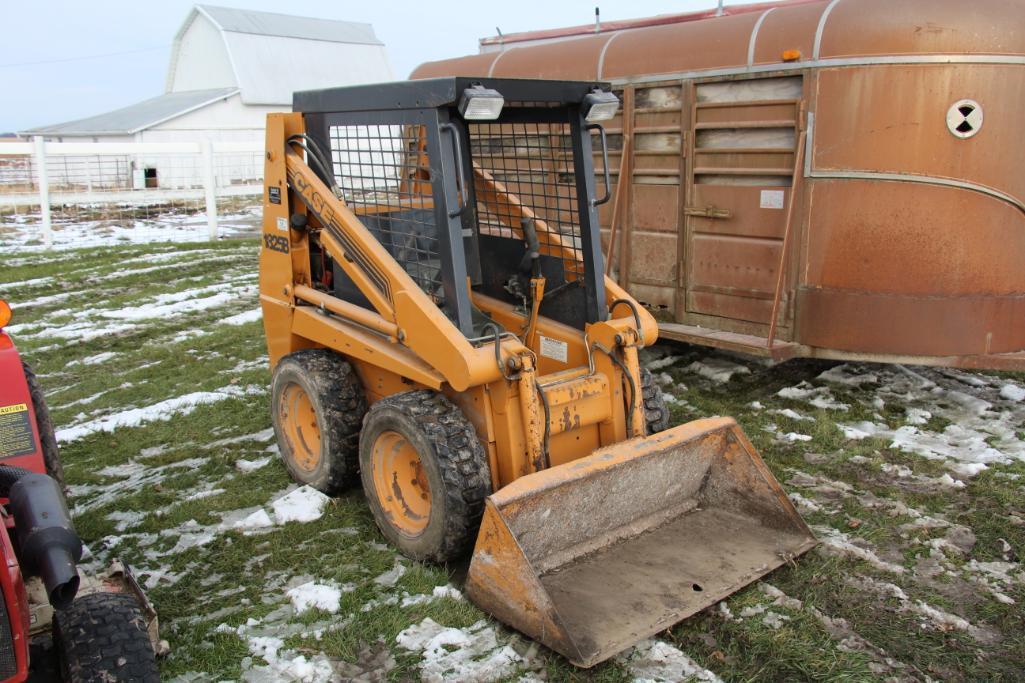 Case 1825B skid steer loader