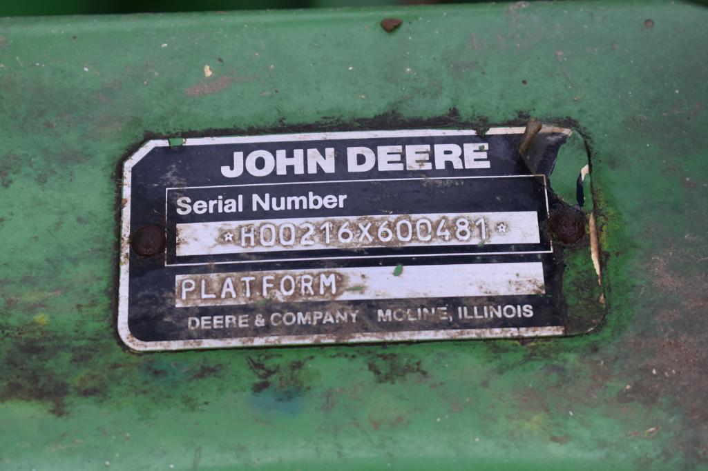 John Deere 216 16' platform